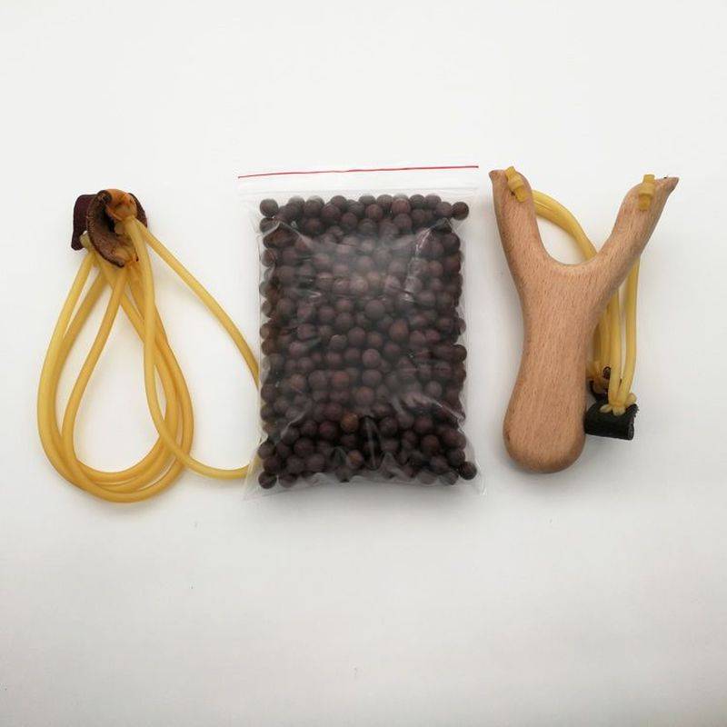 Red Chinese dragon slingshot + 500 mudballs + 2 bands